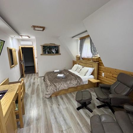 Rustic Inn River Prijeboj エクステリア 写真