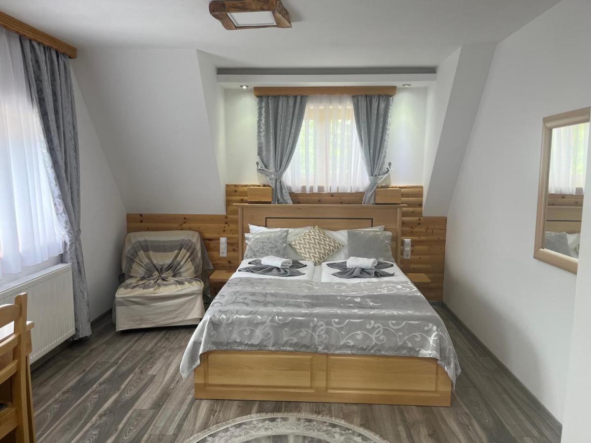 Rustic Inn River Prijeboj エクステリア 写真