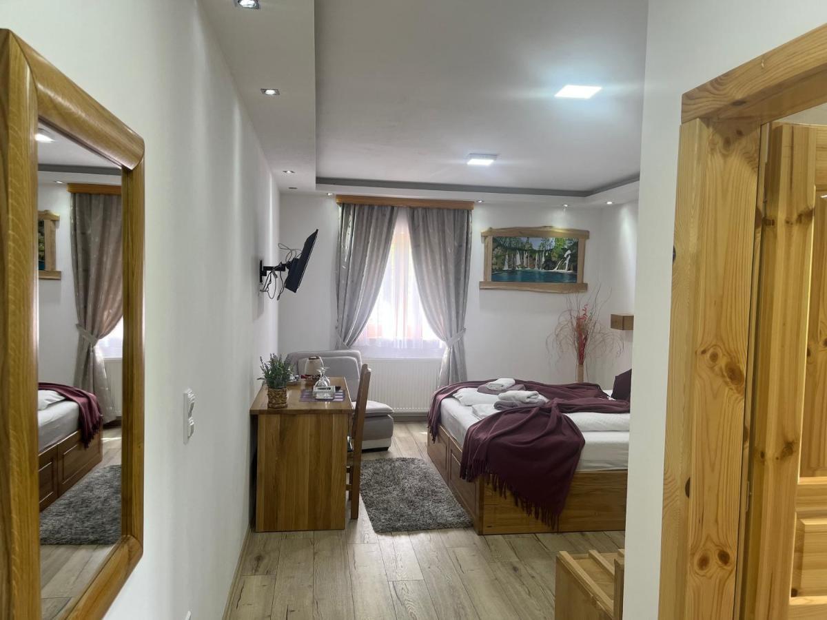 Rustic Inn River Prijeboj エクステリア 写真