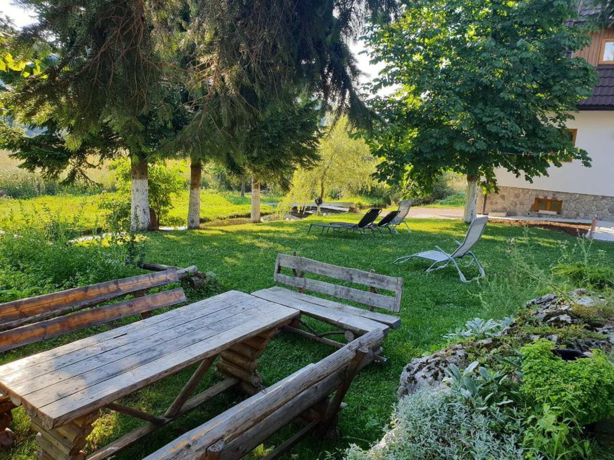 Rustic Inn River Prijeboj エクステリア 写真